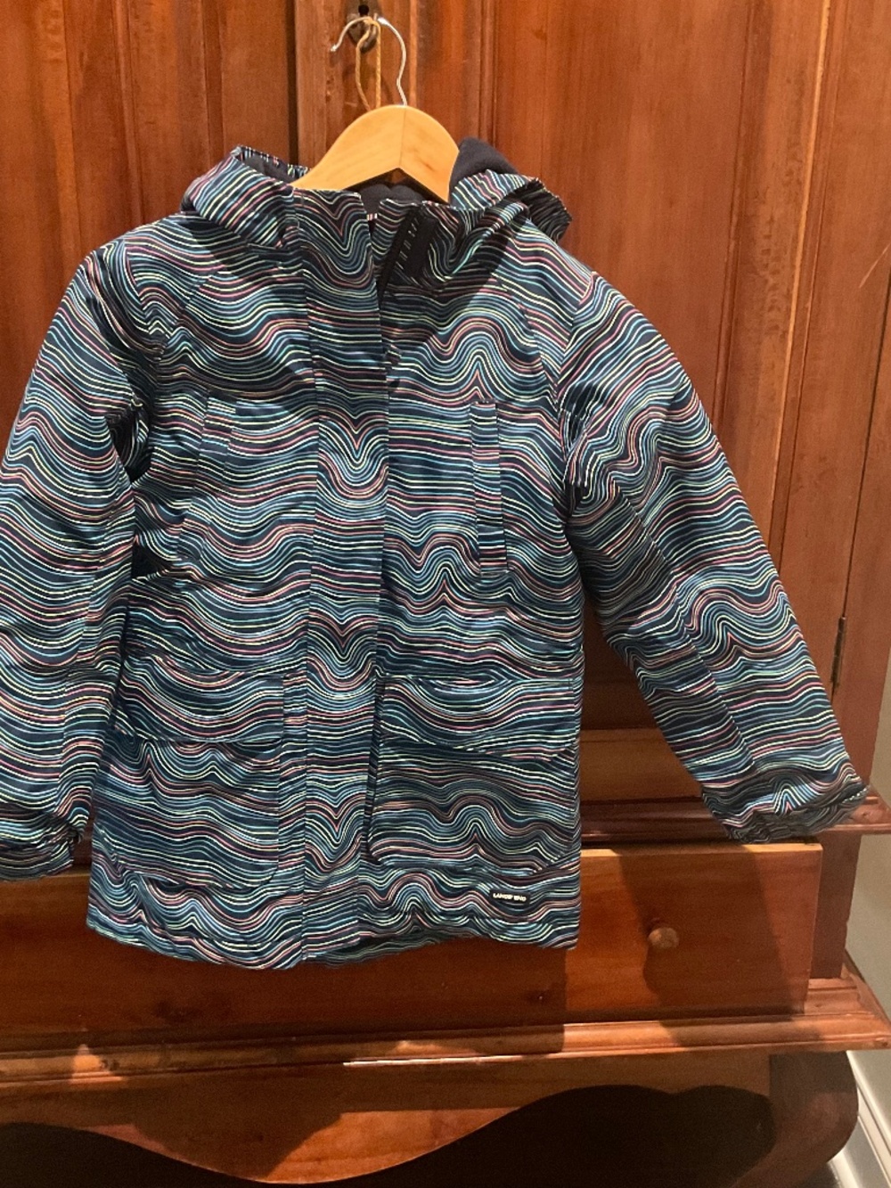 Lands ‘End Girls Insulated Winter Parka, Color Blue Stripe Pattern, Size M(8)